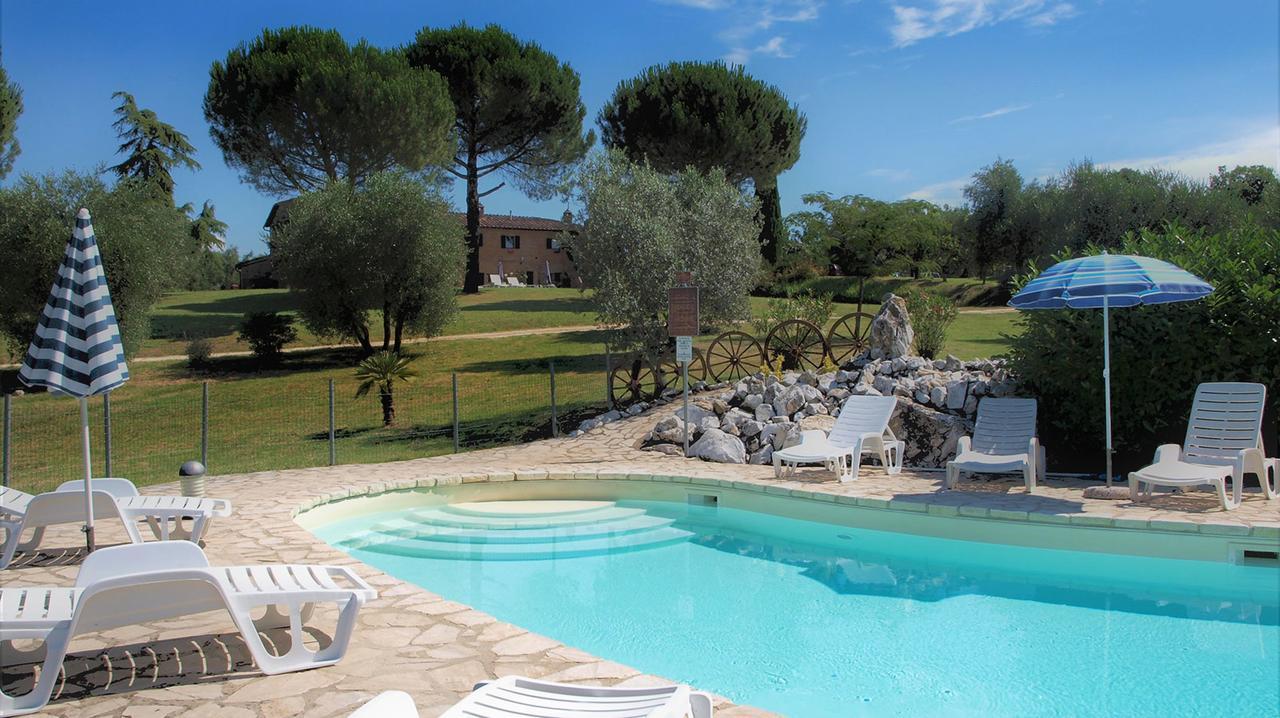 Agriturismo La Grotta Di Montecchino Siena Exterior foto